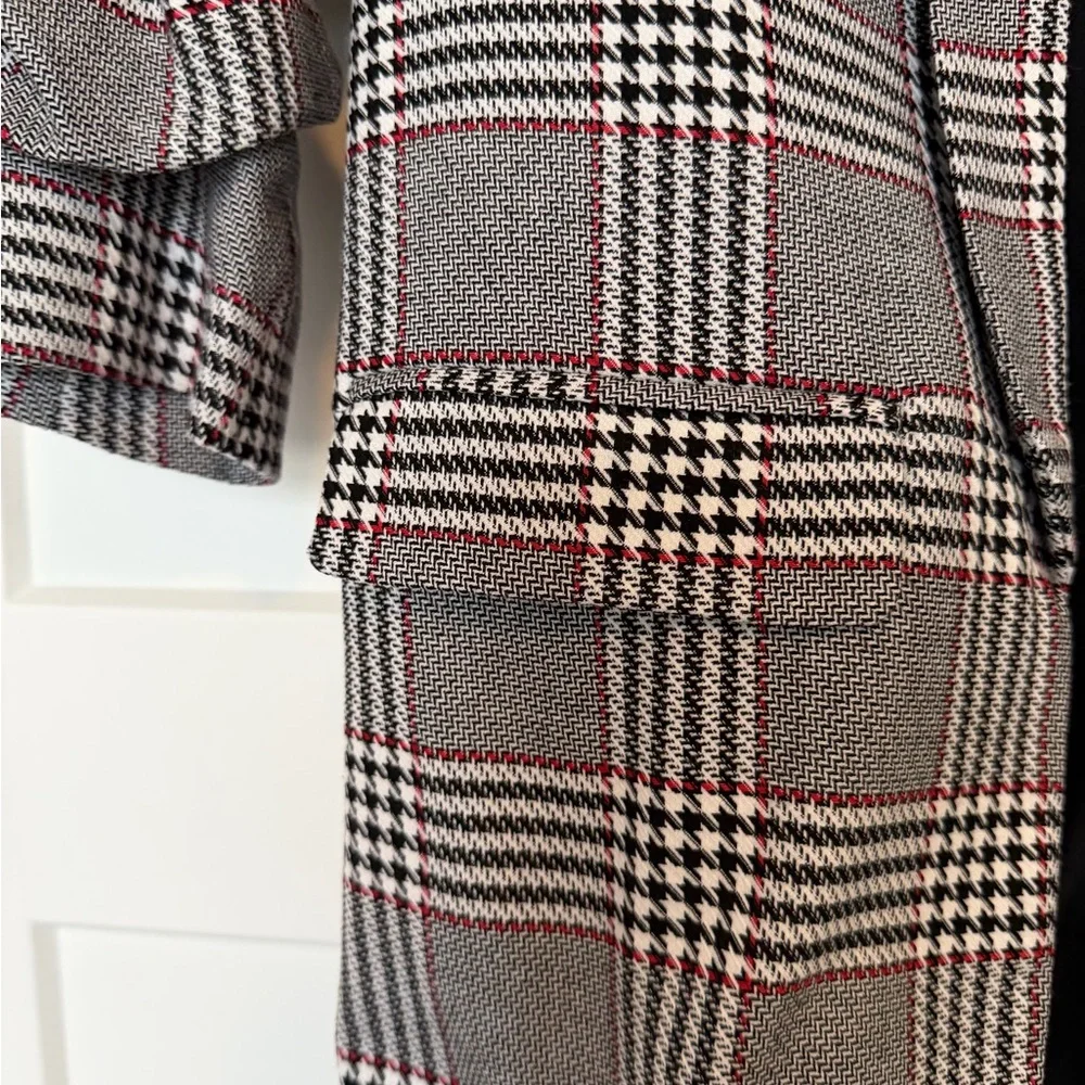 Madison Women's Plaid Blazer with Ruched Sleeves - Picture 3 of 5